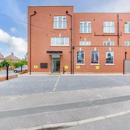 Superior Compact Studio Close To Amenities