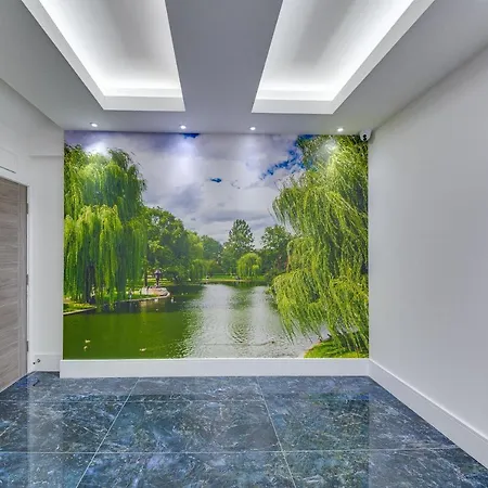 Superior Compact Studio Close To Amenities *